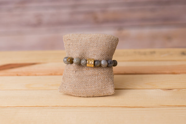 Gemstone Stretch Bracelet with Nugget Spacer - Swara Jewelry