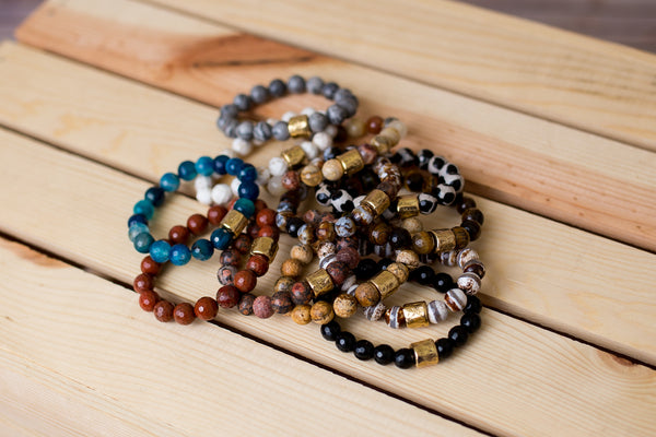 Gemstone Stretch Bracelet with Nugget Spacer - Swara Jewelry