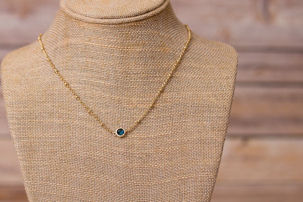 Petite Necklace with Pendant - Swara Jewelry