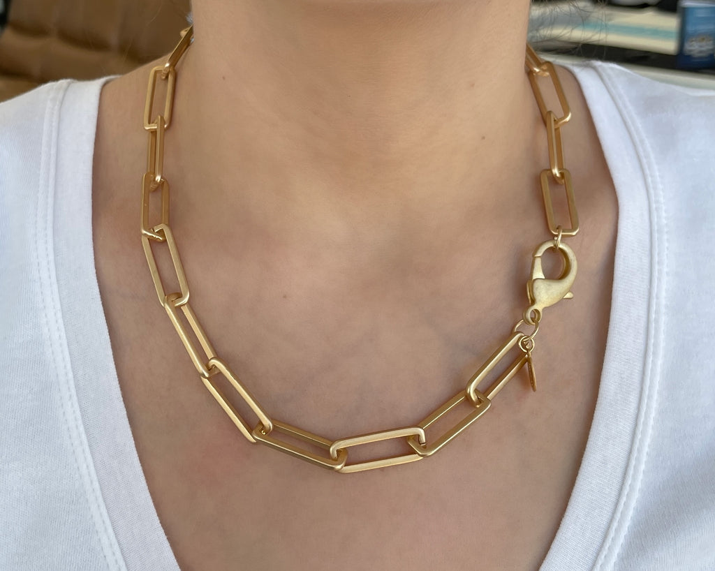 X- Large Gold Paper Clip Necklace – Swara Jewelry
